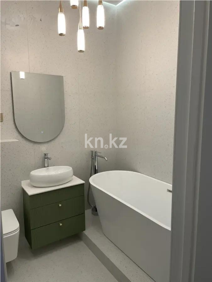 Продажа 2-комнатной квартиры, 62 м², ул. Токпанова, дом  8 в Астане - фото 4