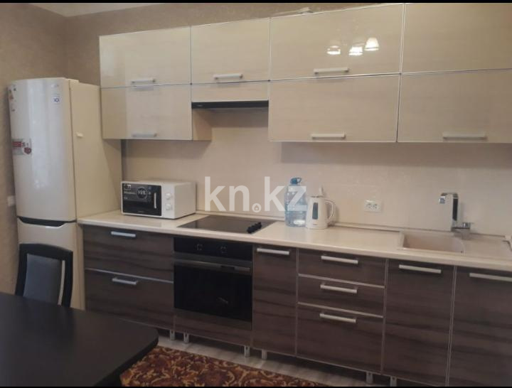 Аренда 1-комнатной квартиры, 40 м², ул. Кажымукана, дом  12 - ул. Сатпаева в Астане