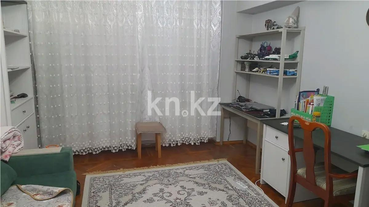 Продажа 4-комнатной квартиры, 82.8 м² в Алматы - фото 3