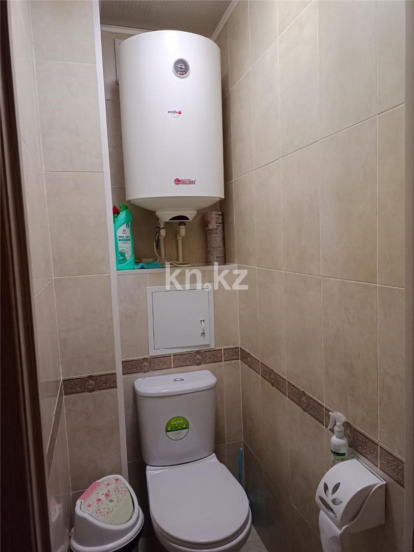 Продажа 3-комнатной квартиры, 59 м², ул. Академическая в Караганде - фото 14