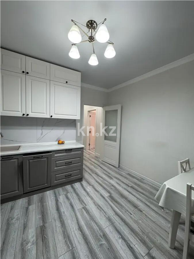 Продажа 3-комнатной квартиры, 85 м², ул. Муканова, дом  49/10 в Караганде - фото 7