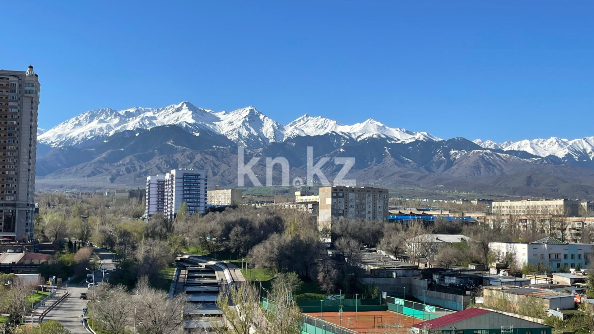 Продажа 4-комнатной квартиры, 131.9 м² в Алматы - фото 24