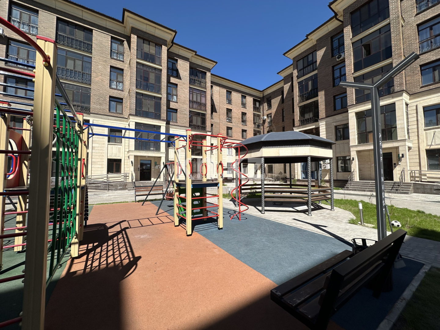 Продажа 2-комнатной квартиры, 63.2 м² в Караганде - фото 4