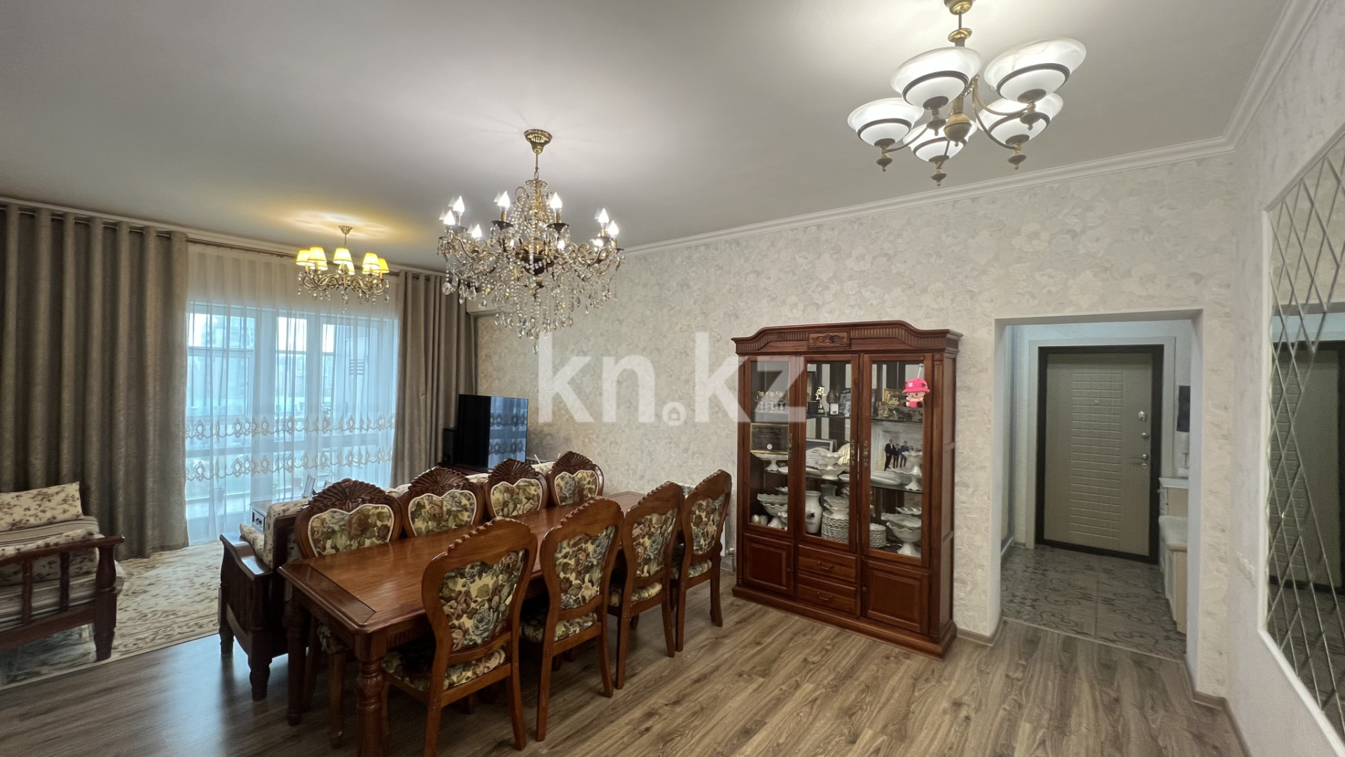 Продажа 4-комнатной квартиры, 142 м² в Астане - фото 4