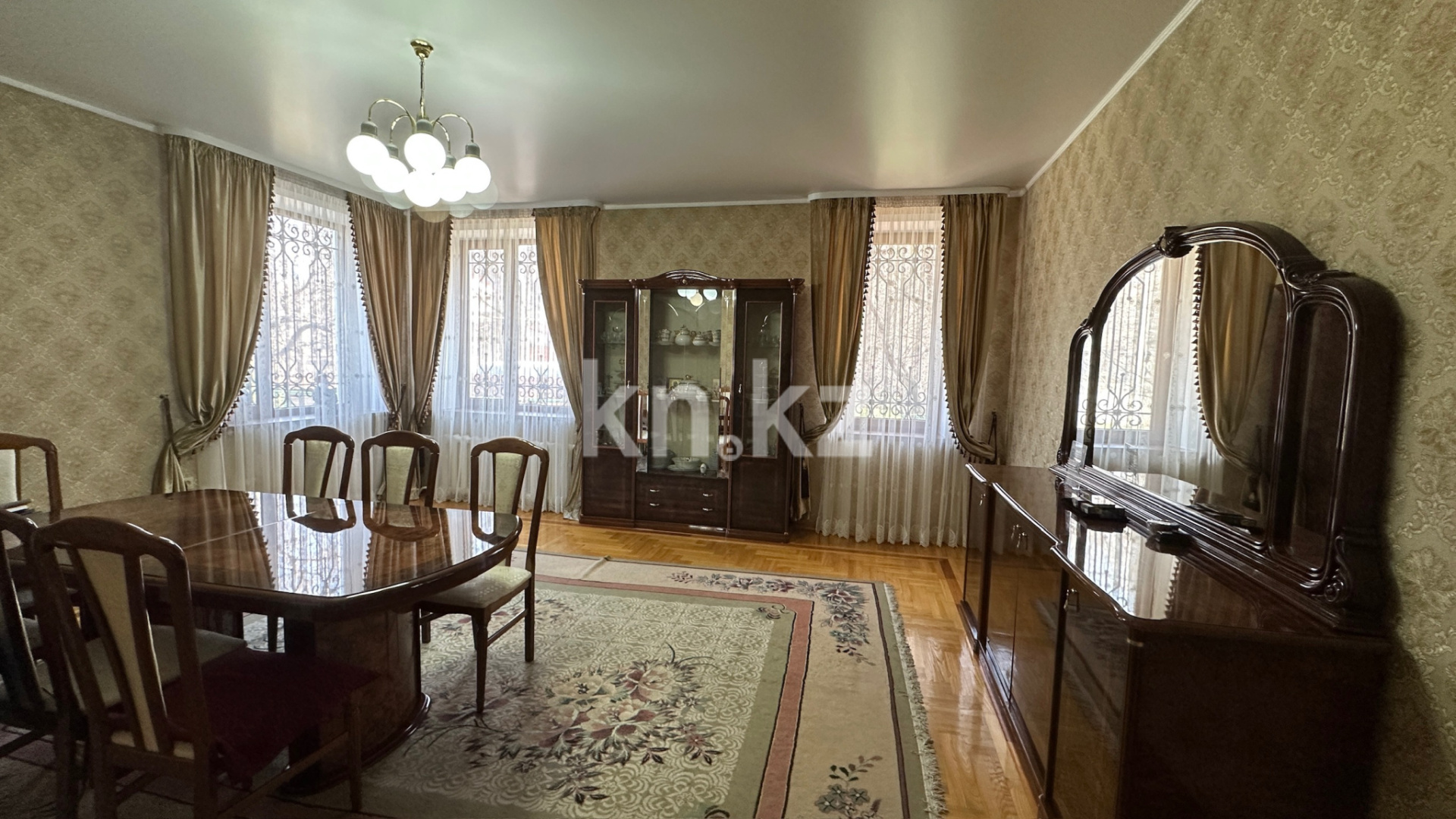 Продажа 6-комнатного дома, 315 м² в Алматы - фото 14