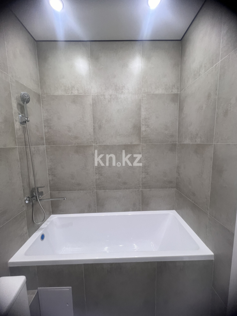 Аренда 1-комнатной квартиры, 34 м², ул. Райымбек батыра, дом  210/3 в Алматы - фото 17