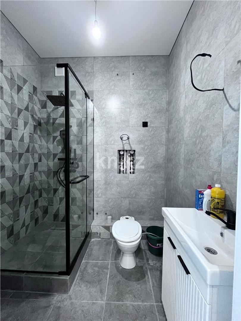 Продажа 3-комнатной квартиры, 88 м², ул. Гапеева, дом  16/2 в Караганде - фото 17