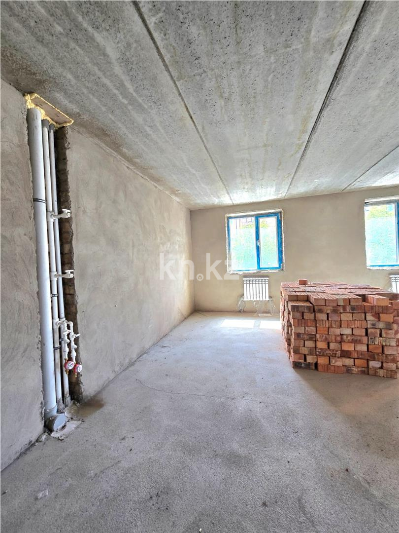 Продажа 4-комнатной квартиры, 76 м² в Караганде - фото 6