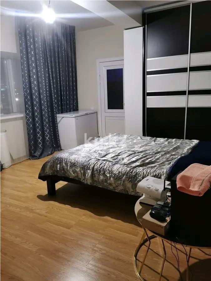 Продажа 3-комнатной квартиры, 130.6 м², ул. Достык, дом  5/2 в Астане - фото 2
