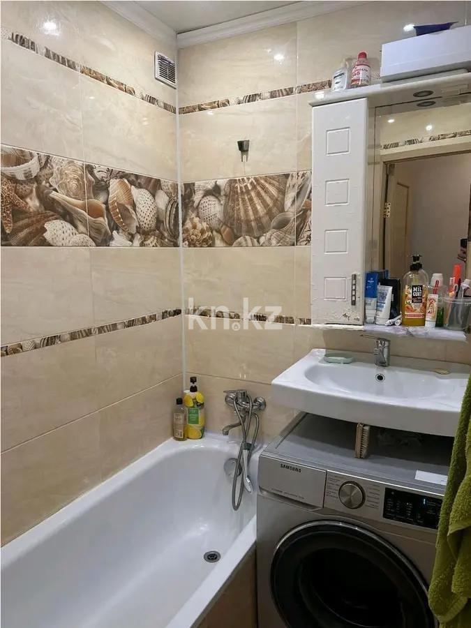 Продажа 2-комнатной квартиры, 47 м², мкр-н Восток-2, дом  14 в Караганде - фото 4