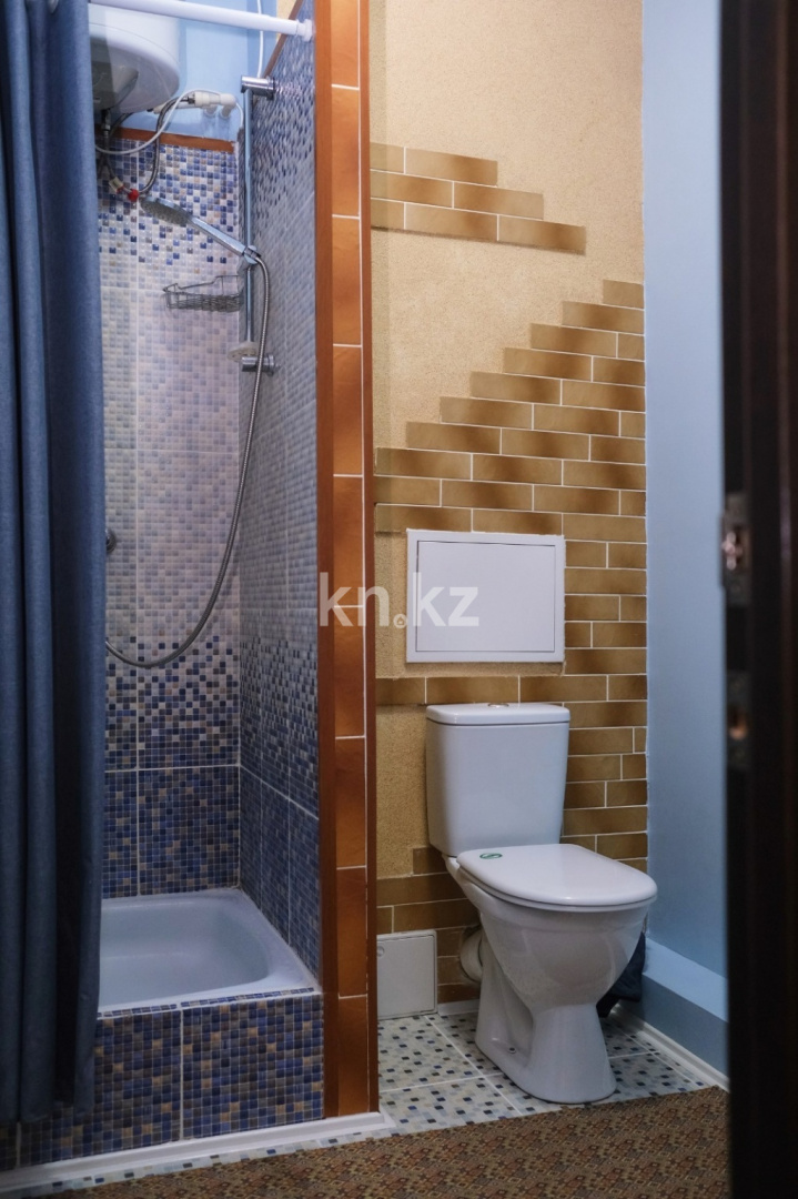 Продажа 3-комнатной квартиры, 158.3 м² в Караганде - фото 14