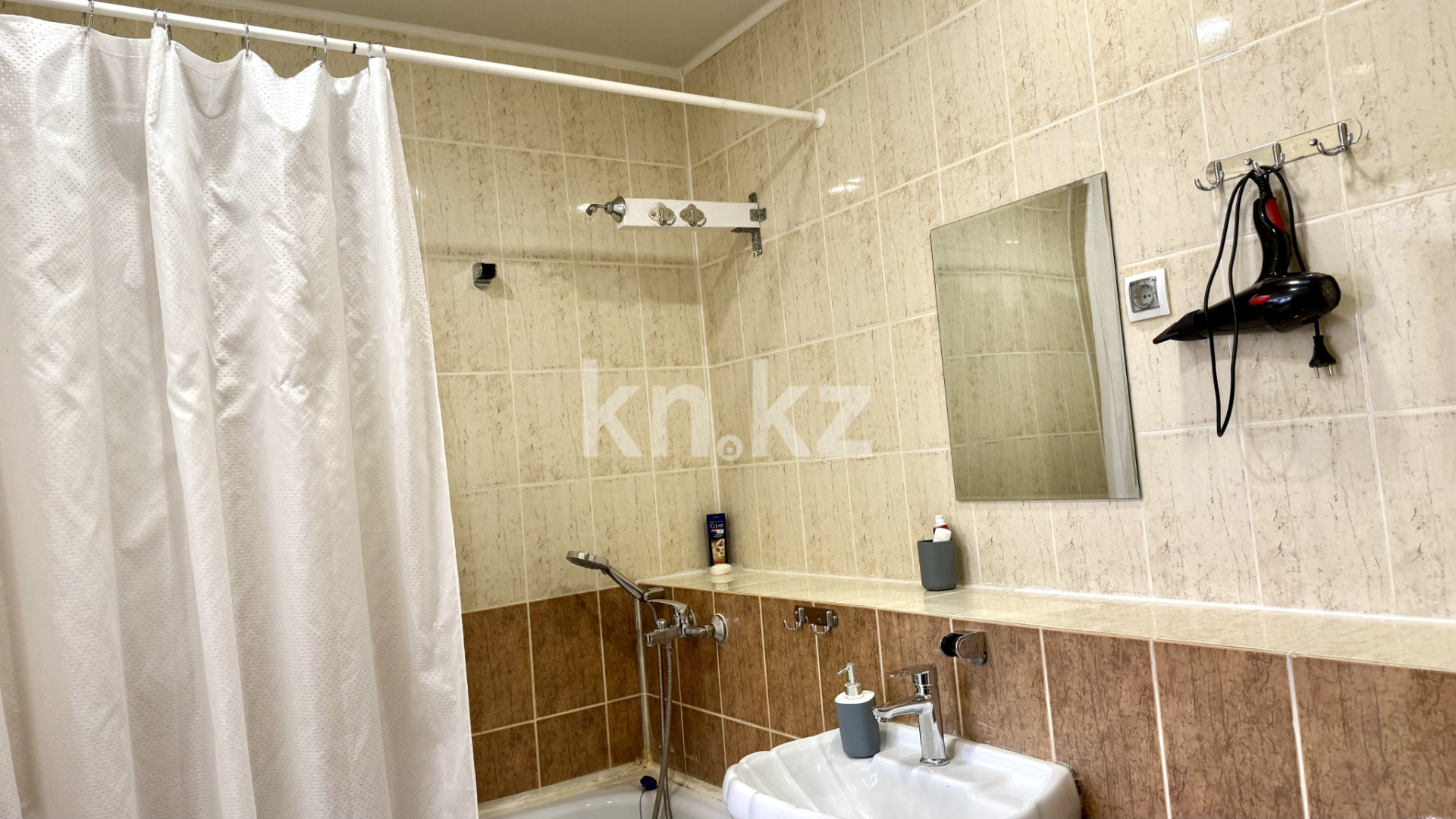 Аренда 2-комнатной квартиры посуточно, 43 м², ул. Куанышбаева, дом  11/3 - ул. Байтурсынова в Астане - фото 6