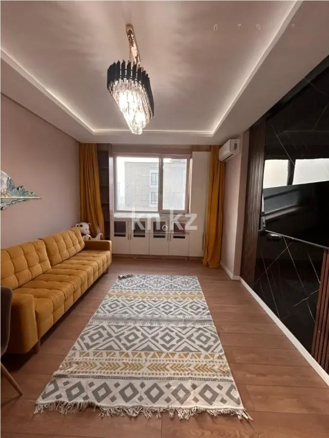 Продажа 2-комнатной квартиры, 40.5 м², ул. Утеген батыра, дом  11д в Алматы