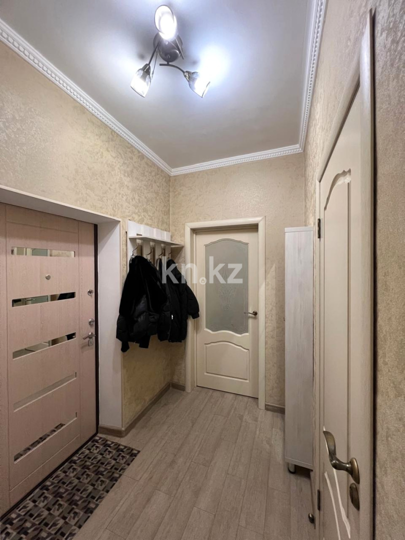 Продажа 2-комнатной квартиры, 78 м², ул. Радостовца в Алматы - фото 13
