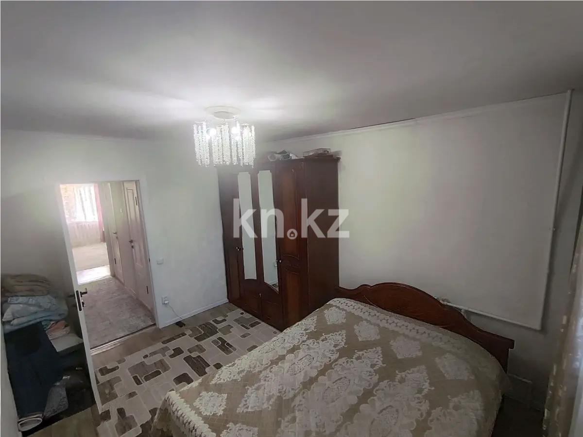 Продажа 3-комнатной квартиры, 67 м², мкр. Восток-2, дом  18 в Караганде - фото 2