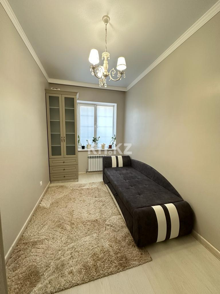 Аренда 3-комнатной квартиры, 110 м², ул. Бокейхана, дом  27 в Астане - фото 9