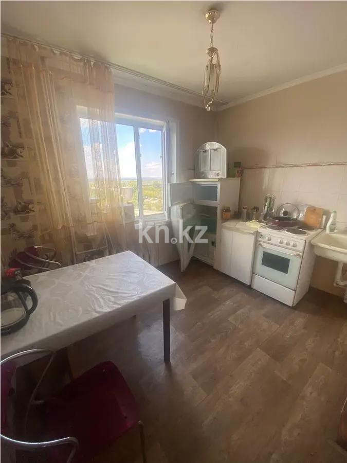 Продажа 1-комнатной квартиры, 32 м², мкр-н 18, дом  13 в Караганде - фото 2