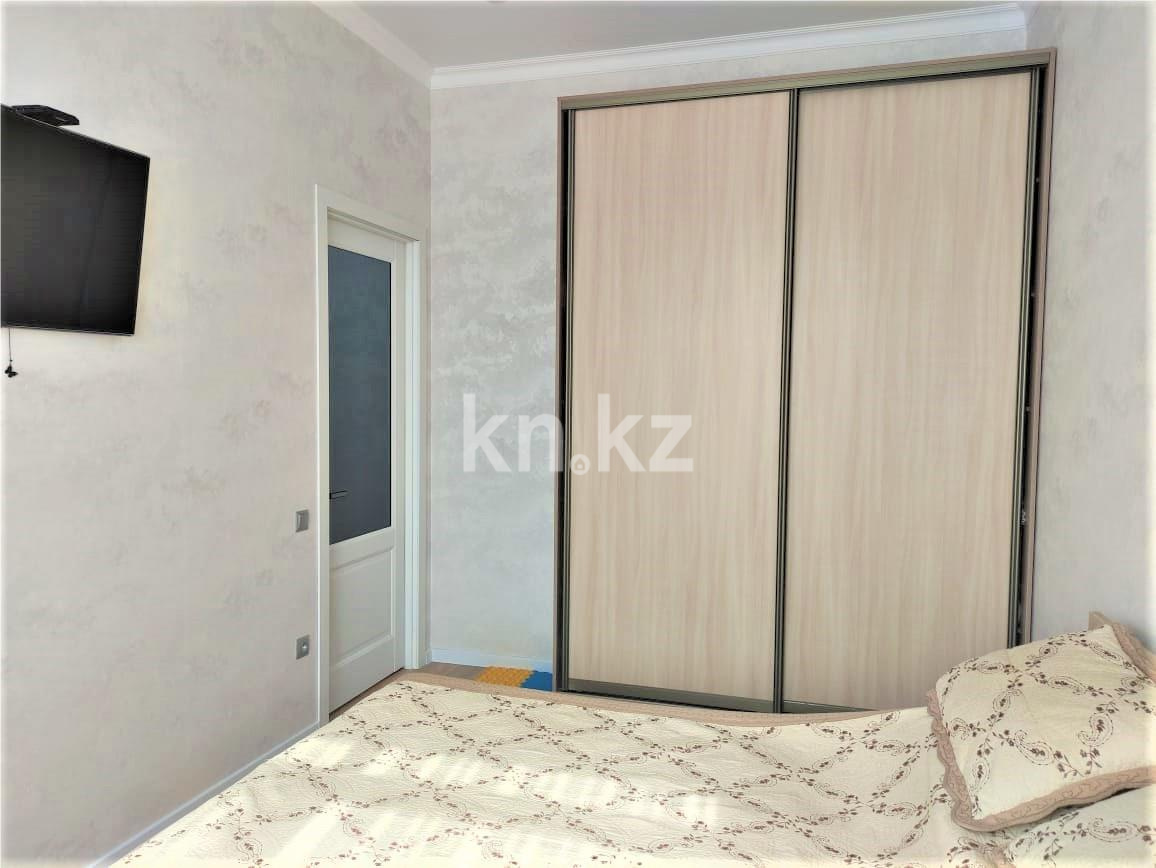 Продажа 3-комнатной квартиры, 75 м², ул. Муканова, дом  41/25 в Караганде - фото 5