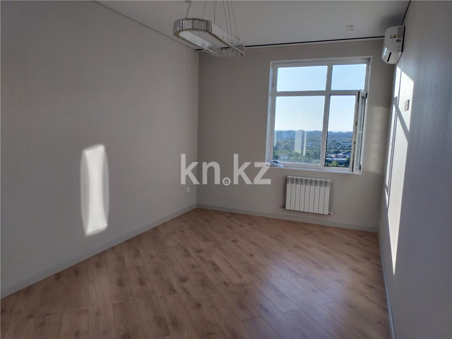 Продажа 2-комнатной квартиры, 64 м², ул. Букетова в Караганде - фото 3