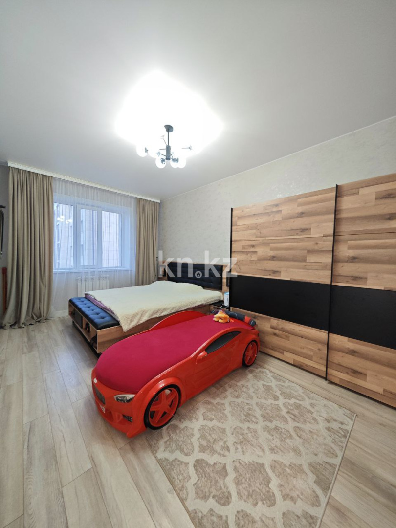 Продажа 3-комнатной квартиры, 84 м², ул. Муканова в Караганде - фото 12