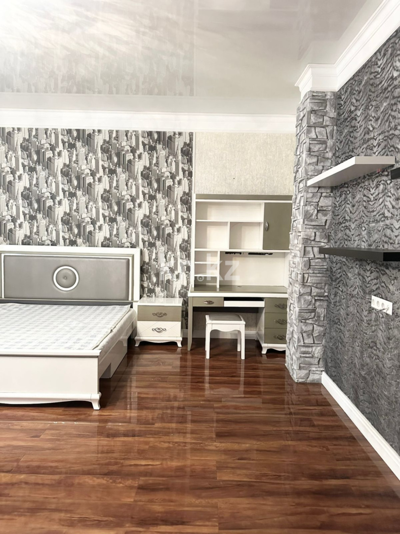 Продажа 5-комнатной квартиры, 240 м², ул. Романтиков в Астане - фото 4