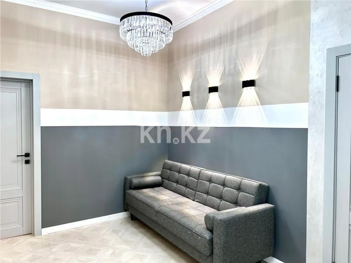 Продажа 3-комнатной квартиры, 49 м², ул. Олимпийская, дом  9 в Алматы