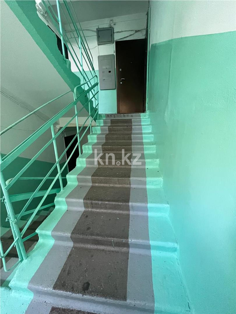 Продажа 4-комнатной квартиры, 63 м², пр. Строителей, дом  17 в Караганде - фото 14