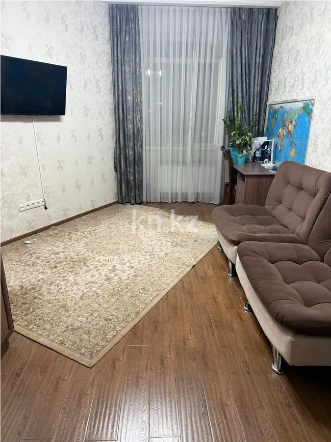 Продажа 3-комнатной квартиры, 98 м², пр. Абая, дом  150/230 в Алматы - фото 2