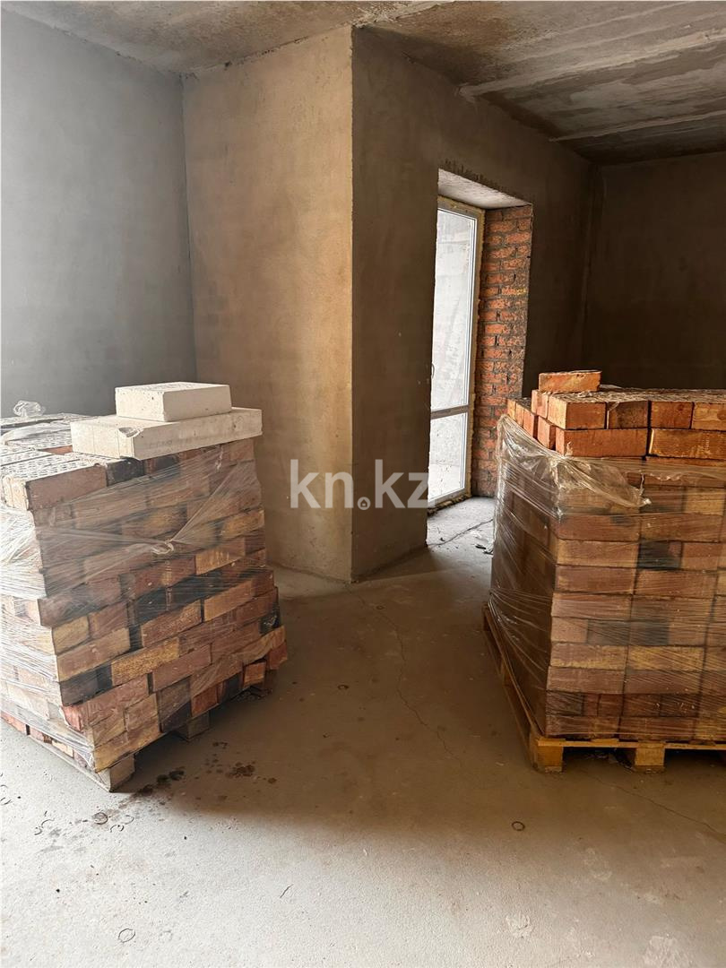 Продажа 2-комнатной квартиры, 42 м², ул. Муканова в Караганде - фото 3