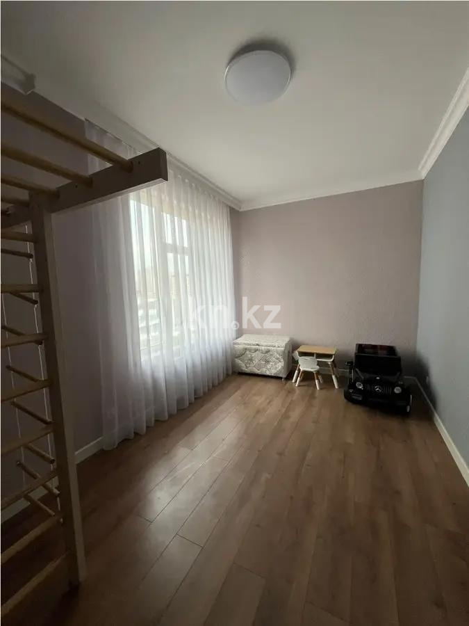 Продажа 4-комнатной квартиры, 120.7 м² в Астане - фото 3