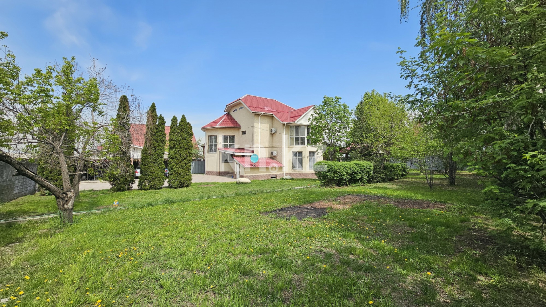 Продажа 5-комнатного дома, 220 м² в Алматы - фото 4