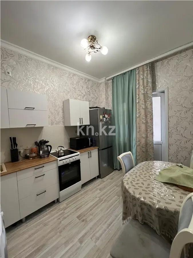 Продажа 1-комнатной квартиры, 36 м², ул. Омарова, дом  27 в Астане - фото 2