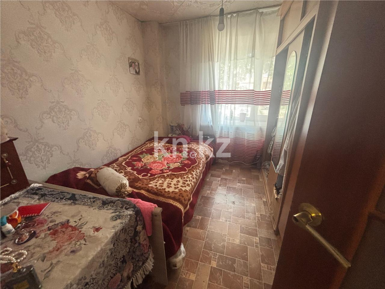 Продажа 3-комнатной квартиры, 63 м², ул. Жекибаева, дом  147 в Караганде - фото 3
