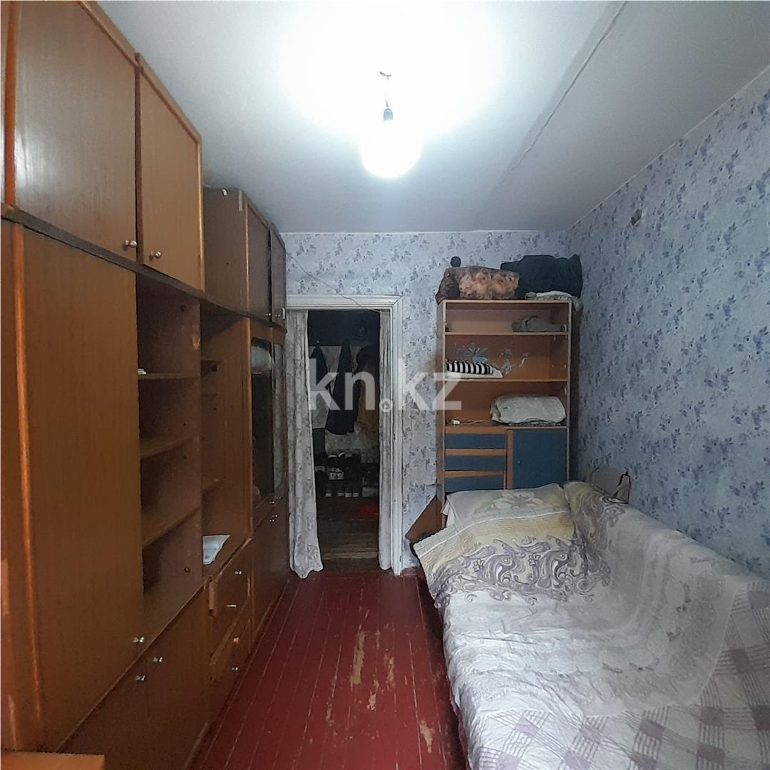 Продажа 4-комнатной квартиры, 60 м², мкр-н 21, дом  29 в Караганде - фото 2