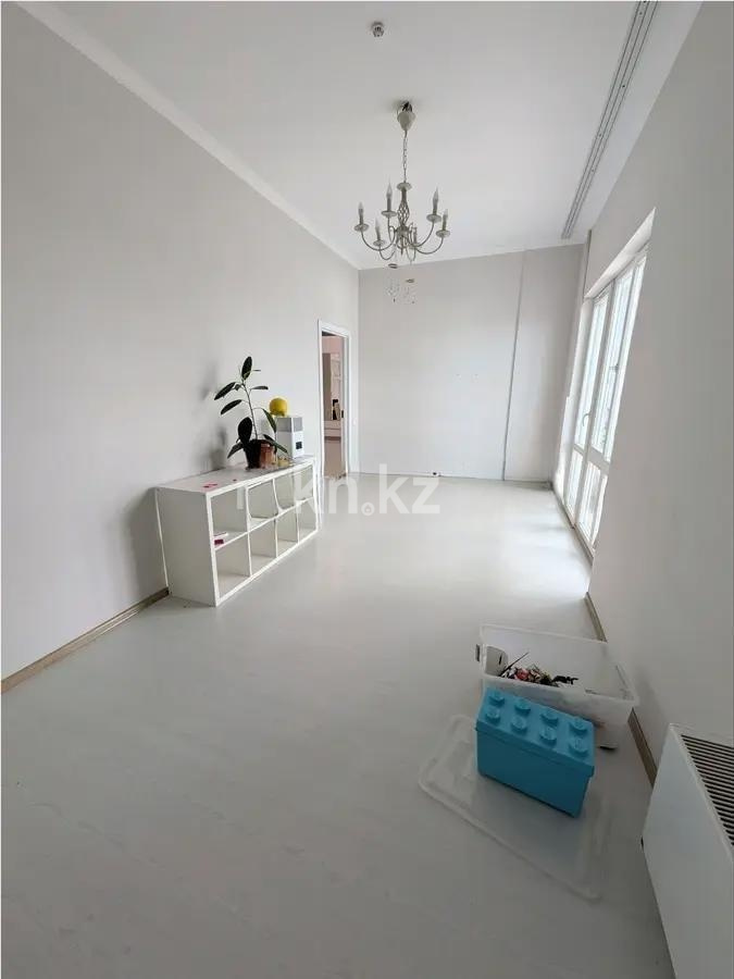 Продажа 4-комнатной квартиры, 117 м² в Астане - фото 3