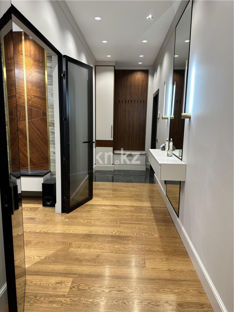 Продажа 4-комнатной квартиры, 105 м², мкр-н Степной-3 в Караганде - фото 20