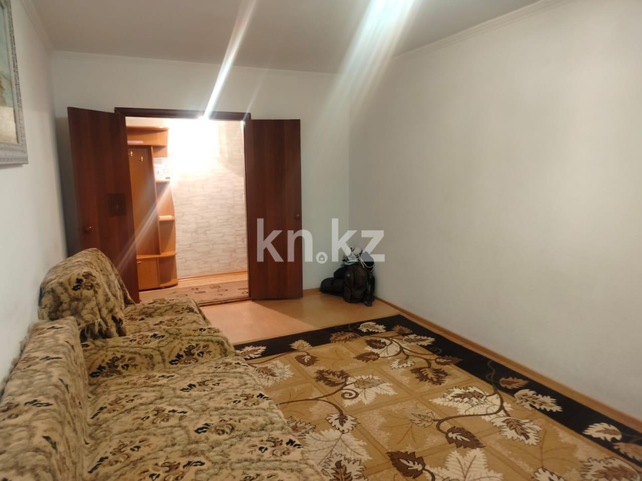 Продажа 3-комнатной квартиры, 65 м², мкр-н 15 в Караганде