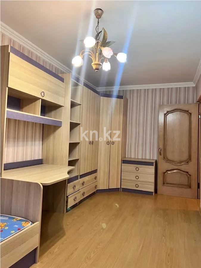 Продажа 4-комнатной квартиры, 80.8 м² в Алматы