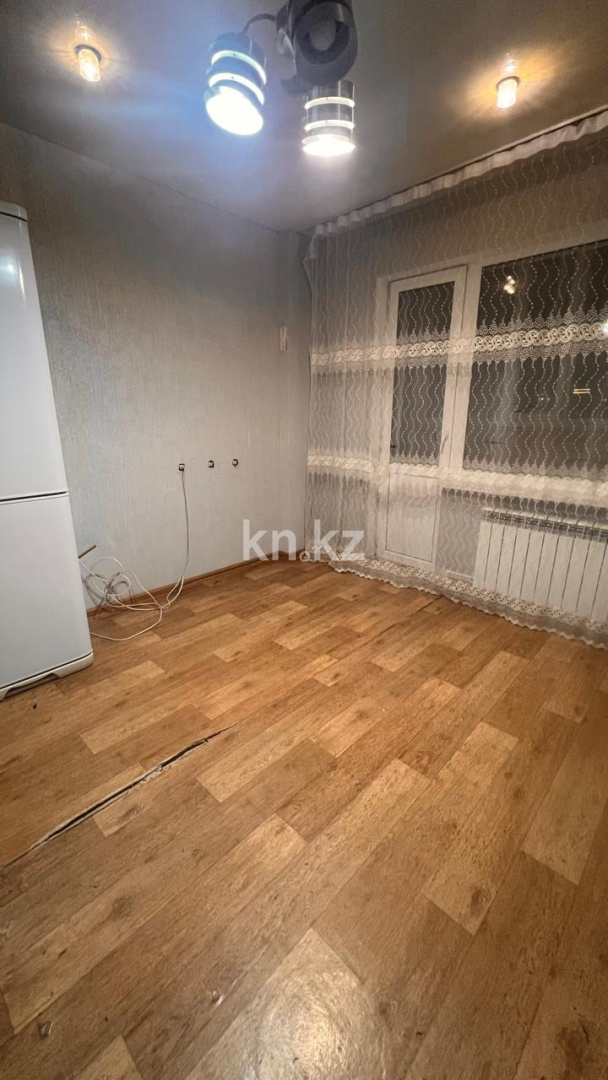Продажа 3-комнатной квартиры, 90 м², пр. Шахтеров, дом  60 в Караганде - фото 9