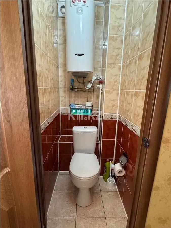 Продажа 3-комнатной квартиры, 65 м², мкр. Голубые Пруды, дом  13 в Караганде - фото 5