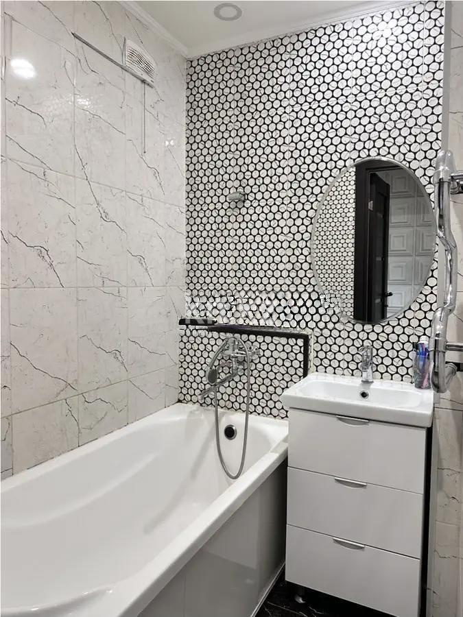 Продажа 2-комнатной квартиры, 47 м² в Алматы - фото 4