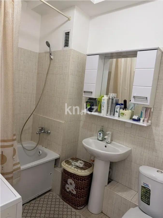Продажа 1-комнатной квартиры, 35 м², ул. Байтерекова, дом  73 в Алматы - фото 3