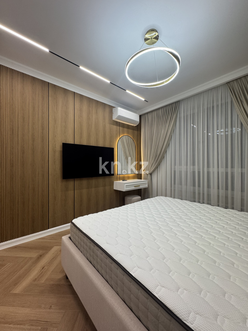 Продажа 3-комнатной квартиры, 115 м², ул. Утеген батыра, дом  11д в Алматы - фото 16