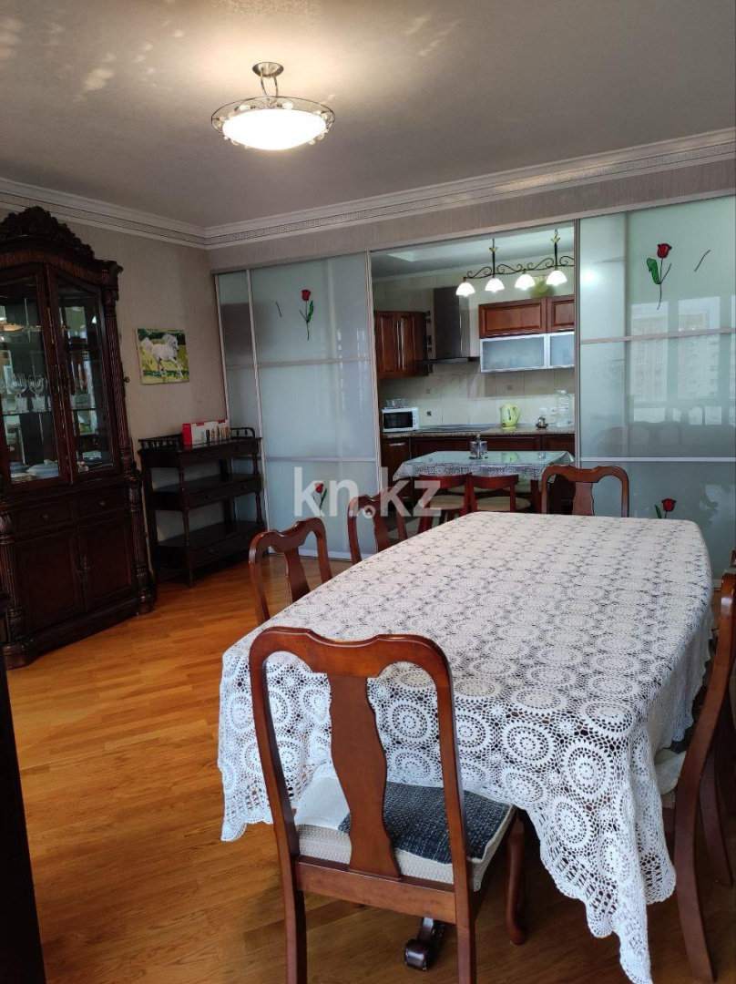 Аренда 3-комнатной квартиры, 175 м² в Алматы - фото 10