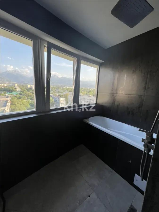 Продажа 3-комнатной квартиры, 72 м², ул. Навои, дом  210/1 в Алматы - фото 3