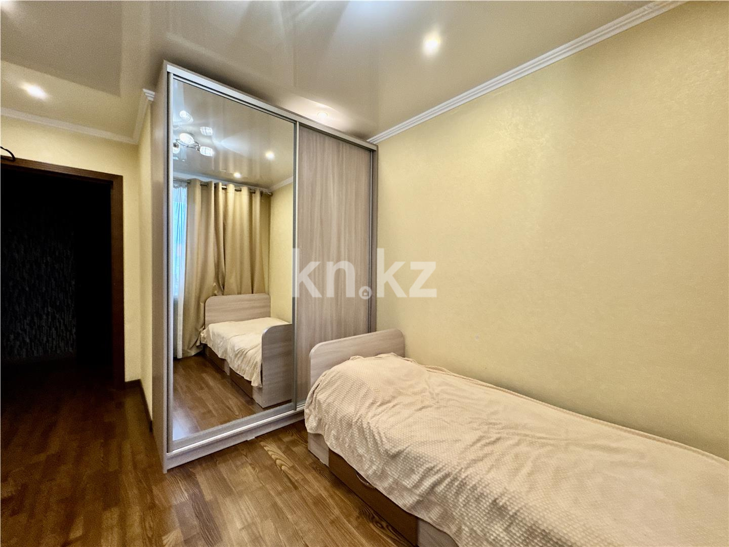 Продажа 4-комнатной квартиры, 93 м², ул. Аманжолова, дом  71 в Караганде - фото 27