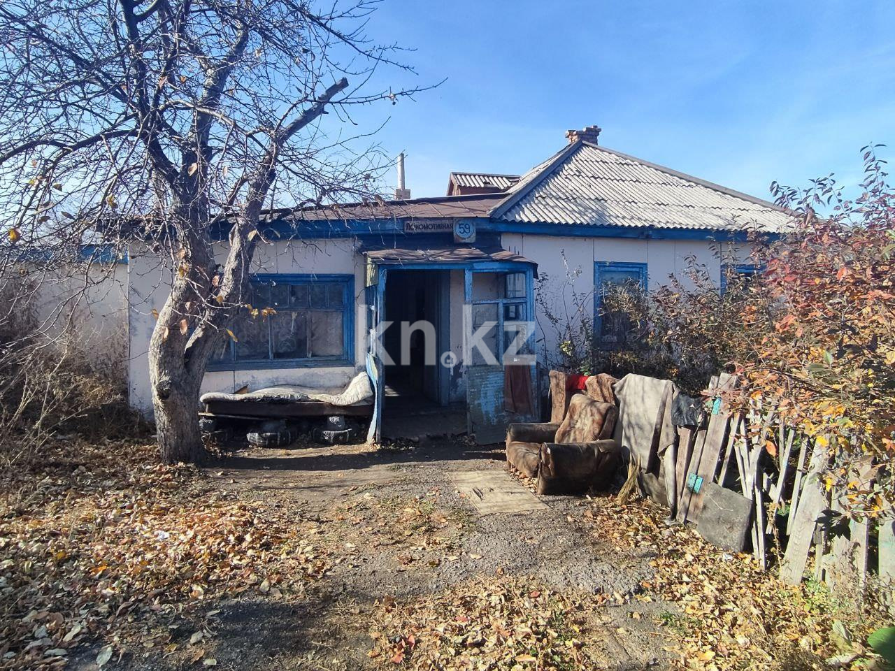 Продажа 3-комнатного дома, 42.6 м², ул. Локомотивная в Караганде