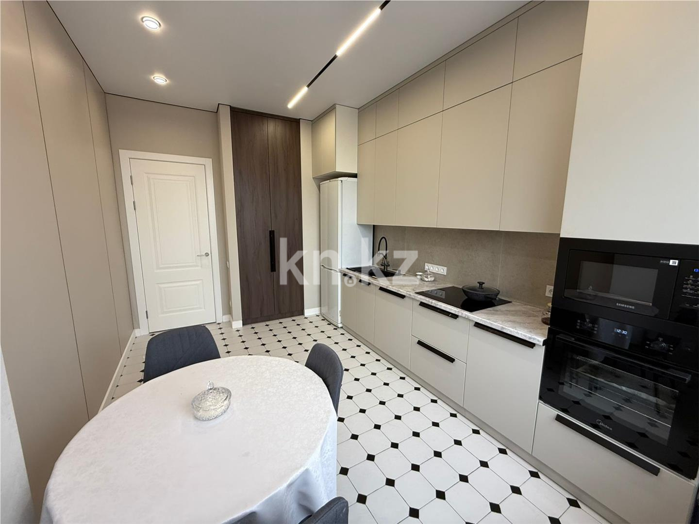 Продажа 3-комнатной квартиры, 80 м² в Караганде - фото 2