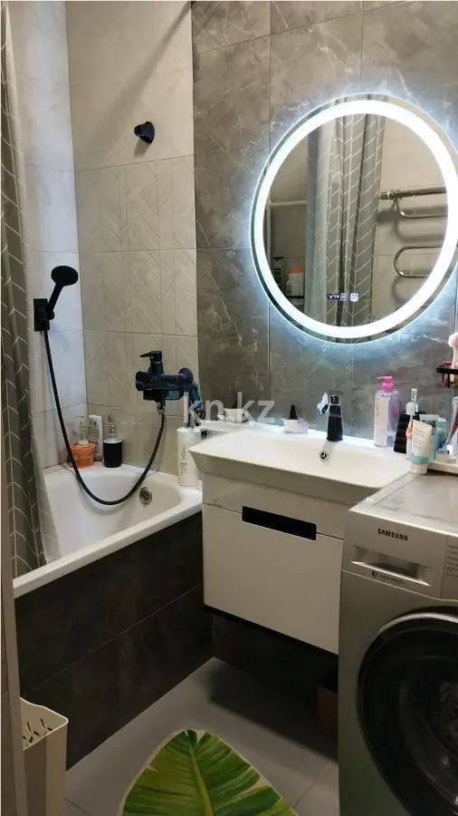 Продажа 2-комнатной квартиры, 50.5 м² в Алматы - фото 2