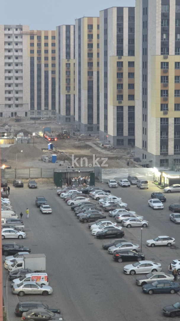 Продажа 1-комнатной квартиры, 45.85 м², мкр. Дарабоз, дом  100 - Ул. Момышулы и Рыскулова в Алматы - фото 3